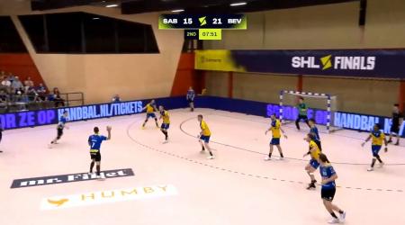 Doelpunt 15-21 |  -  (?)